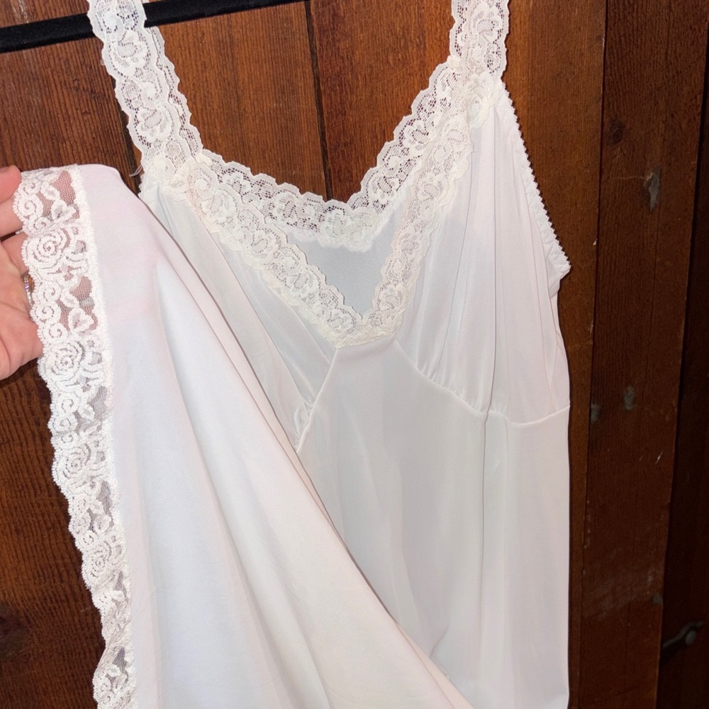 Cabernet White Lace Trim Chemise - Picture 5 of 5